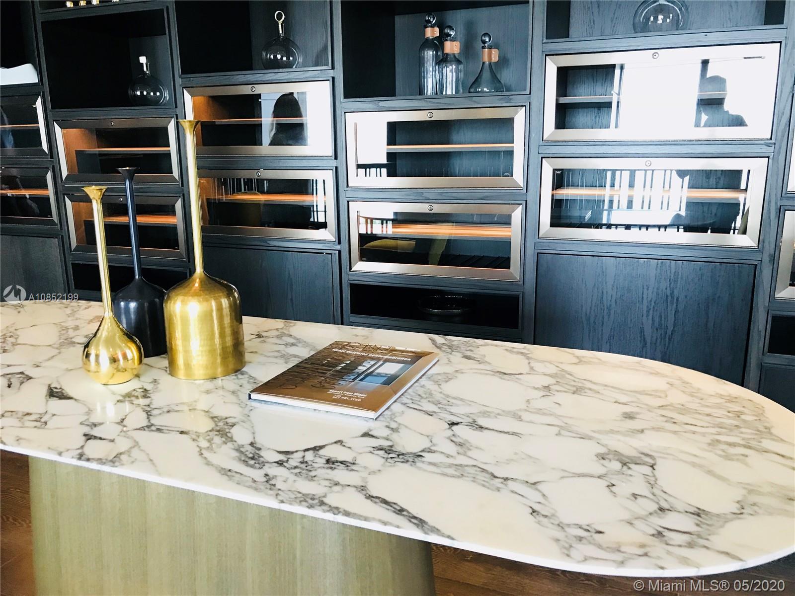 SLS LUX - Residential Lease
