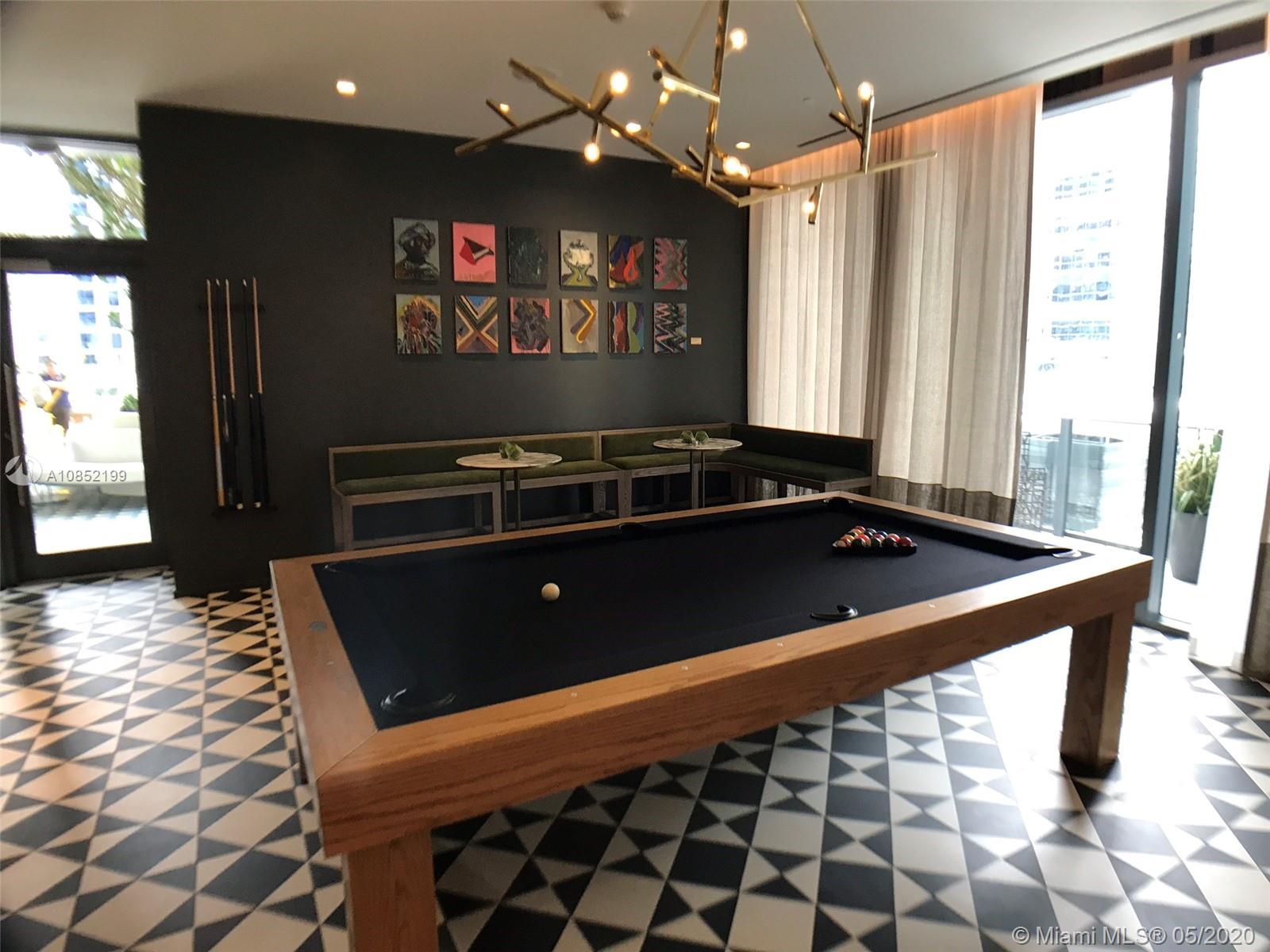 SLS LUX - Residential Lease