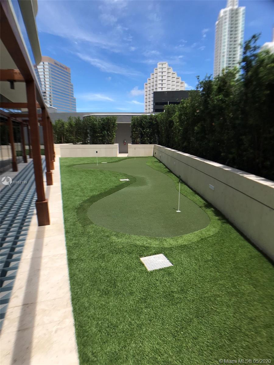 SLS LUX - Residential Lease