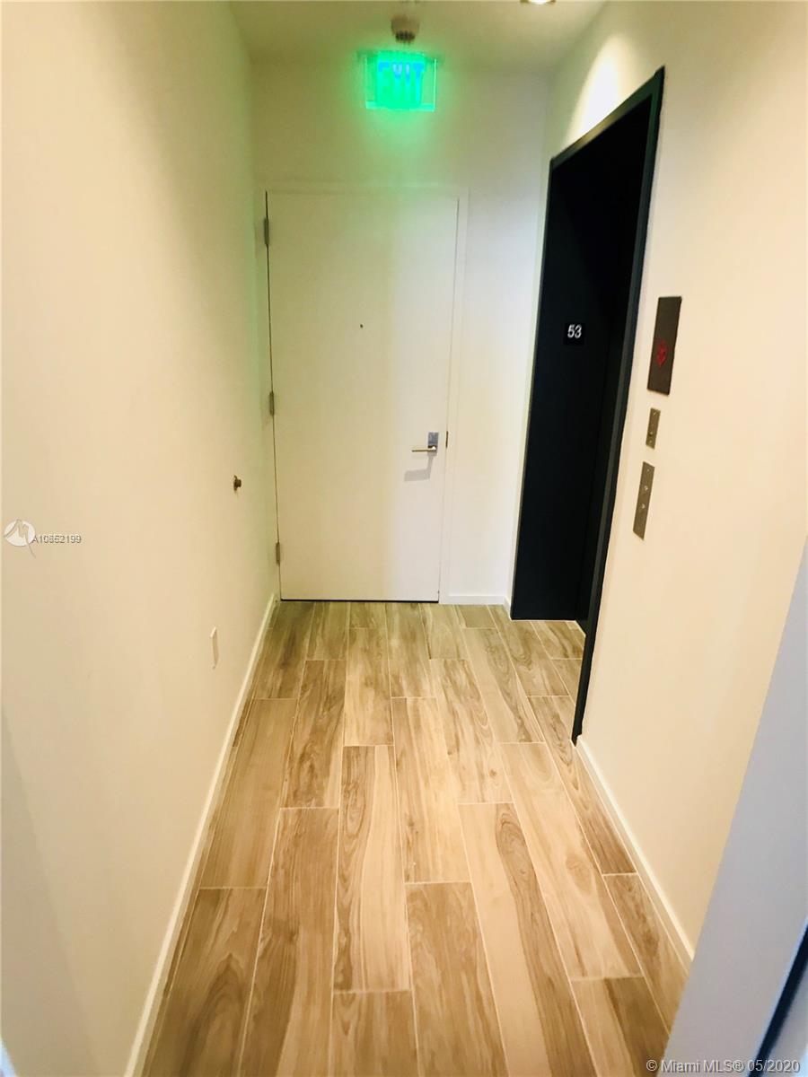 SLS LUX - Residential Lease