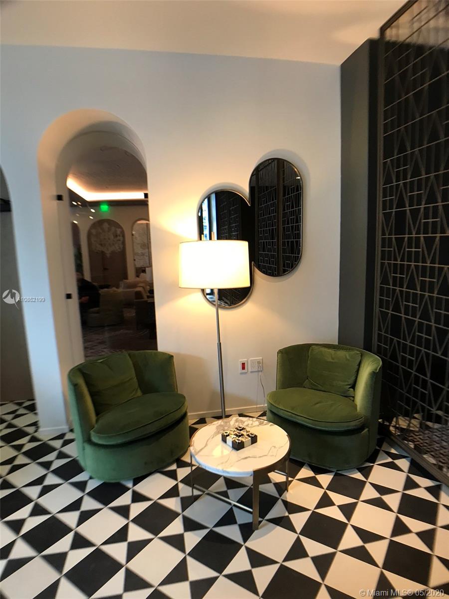 SLS LUX - Residential Lease