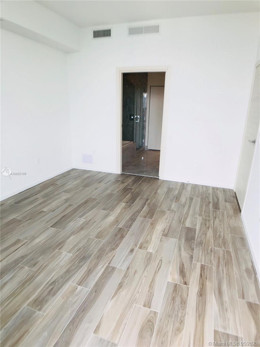 SLS LUX - Residential Lease