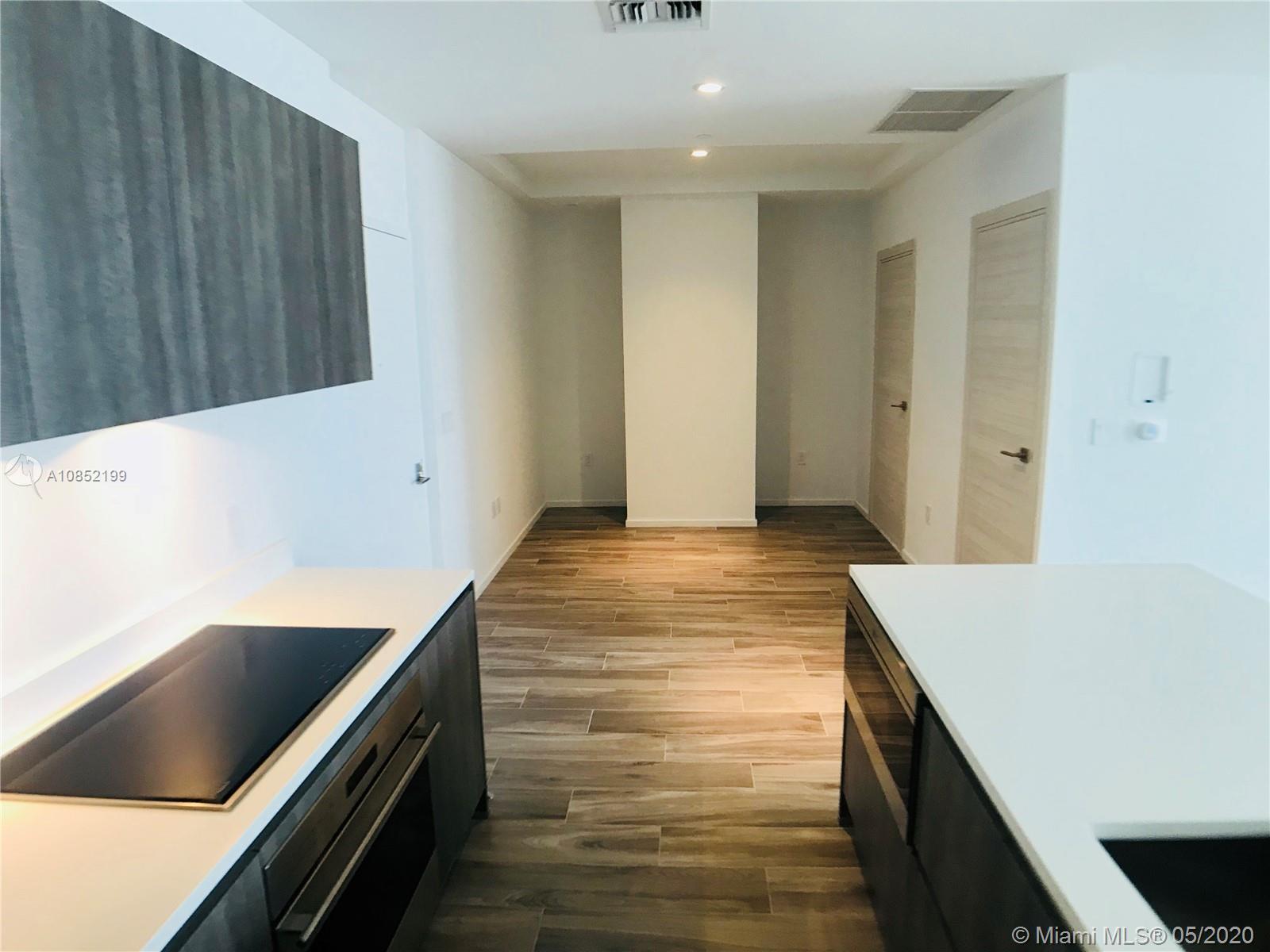 SLS LUX - Residential Lease