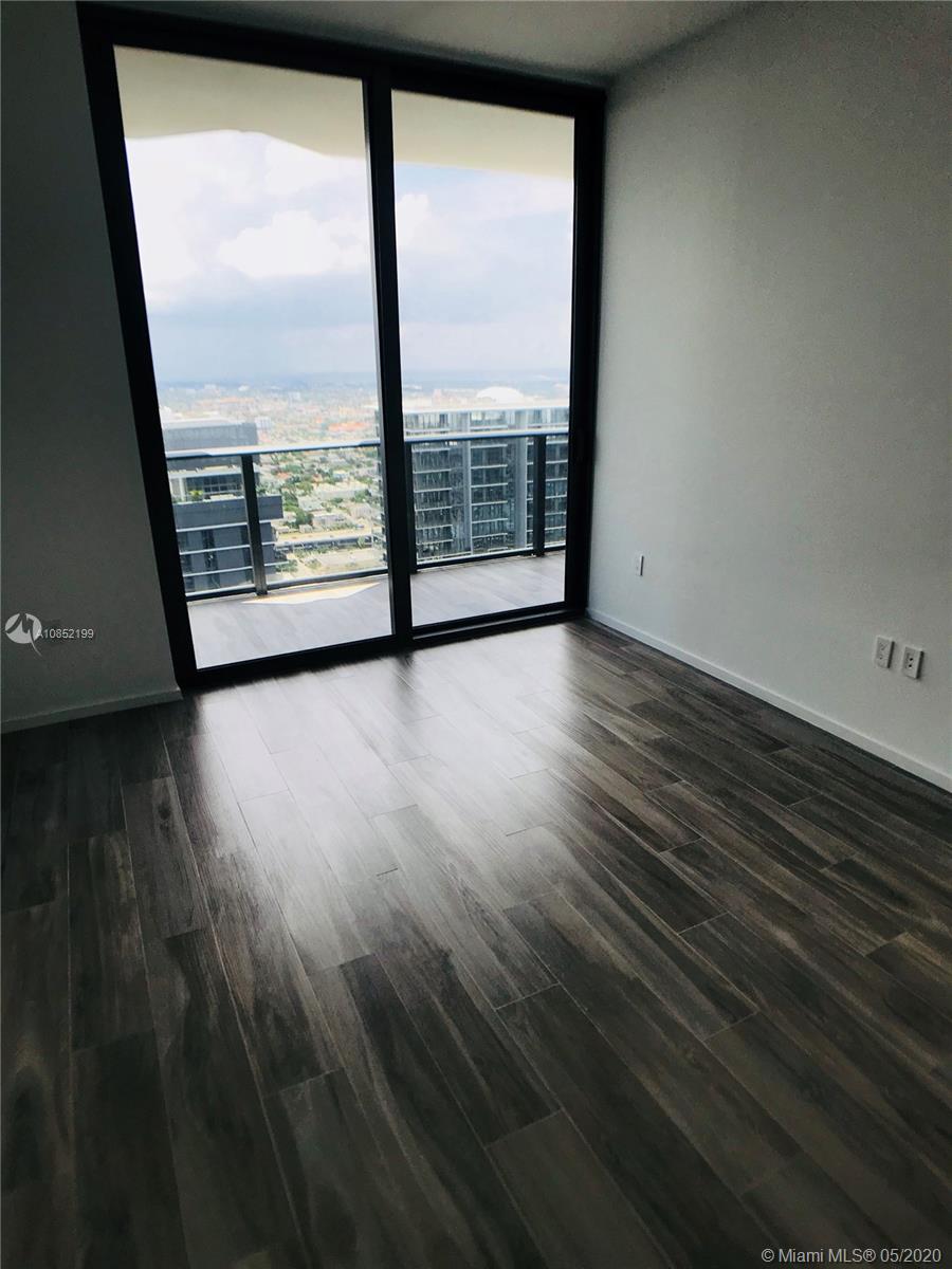 SLS LUX - Residential Lease