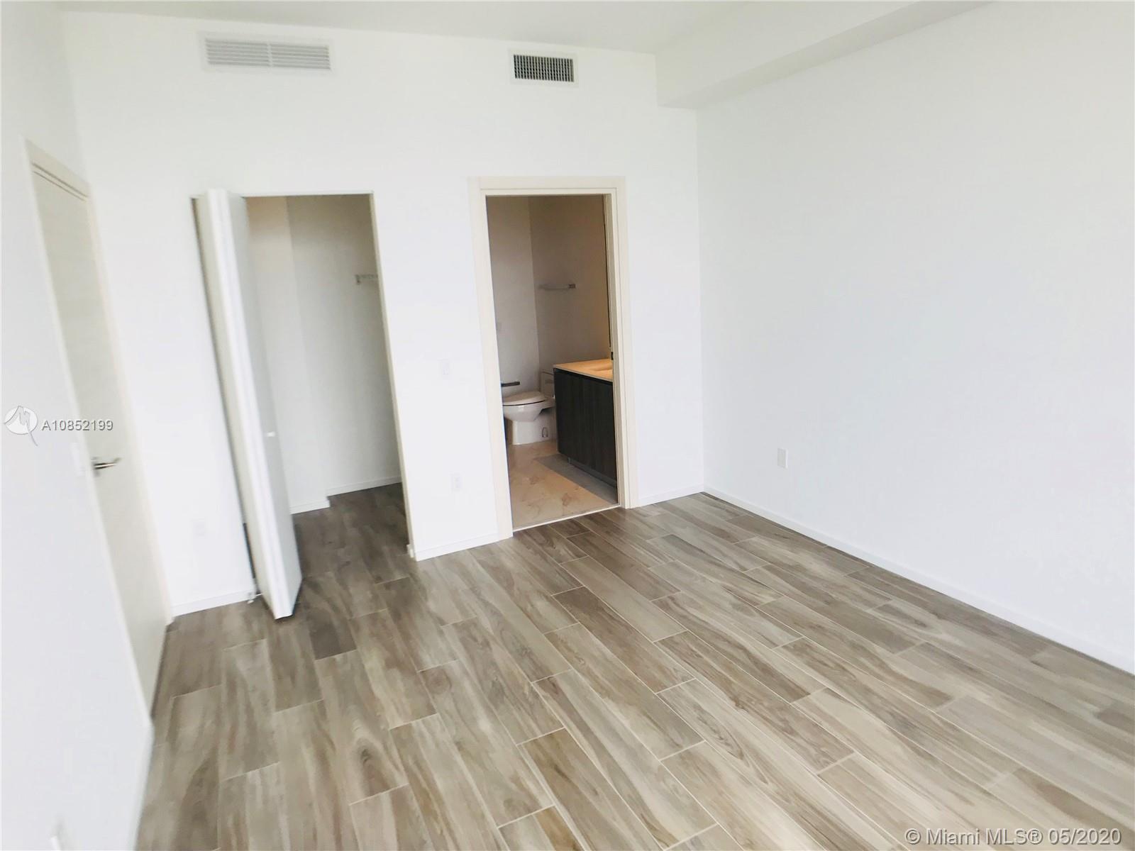 SLS LUX - Residential Lease
