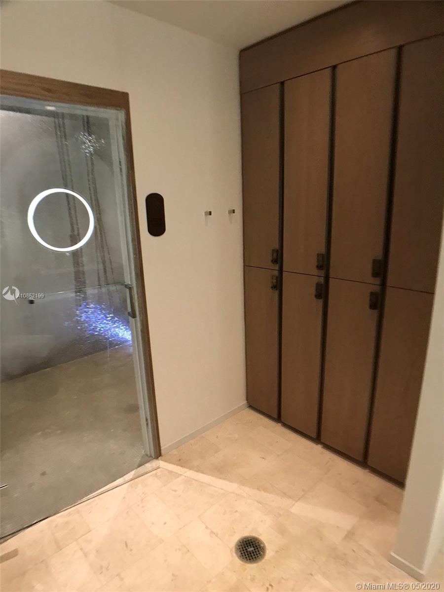SLS LUX - Residential Lease
