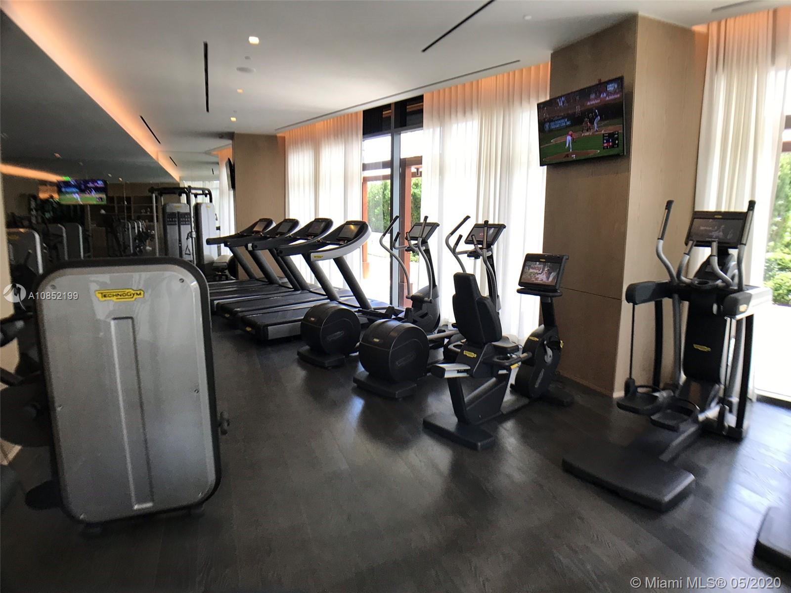 SLS LUX - Residential Lease