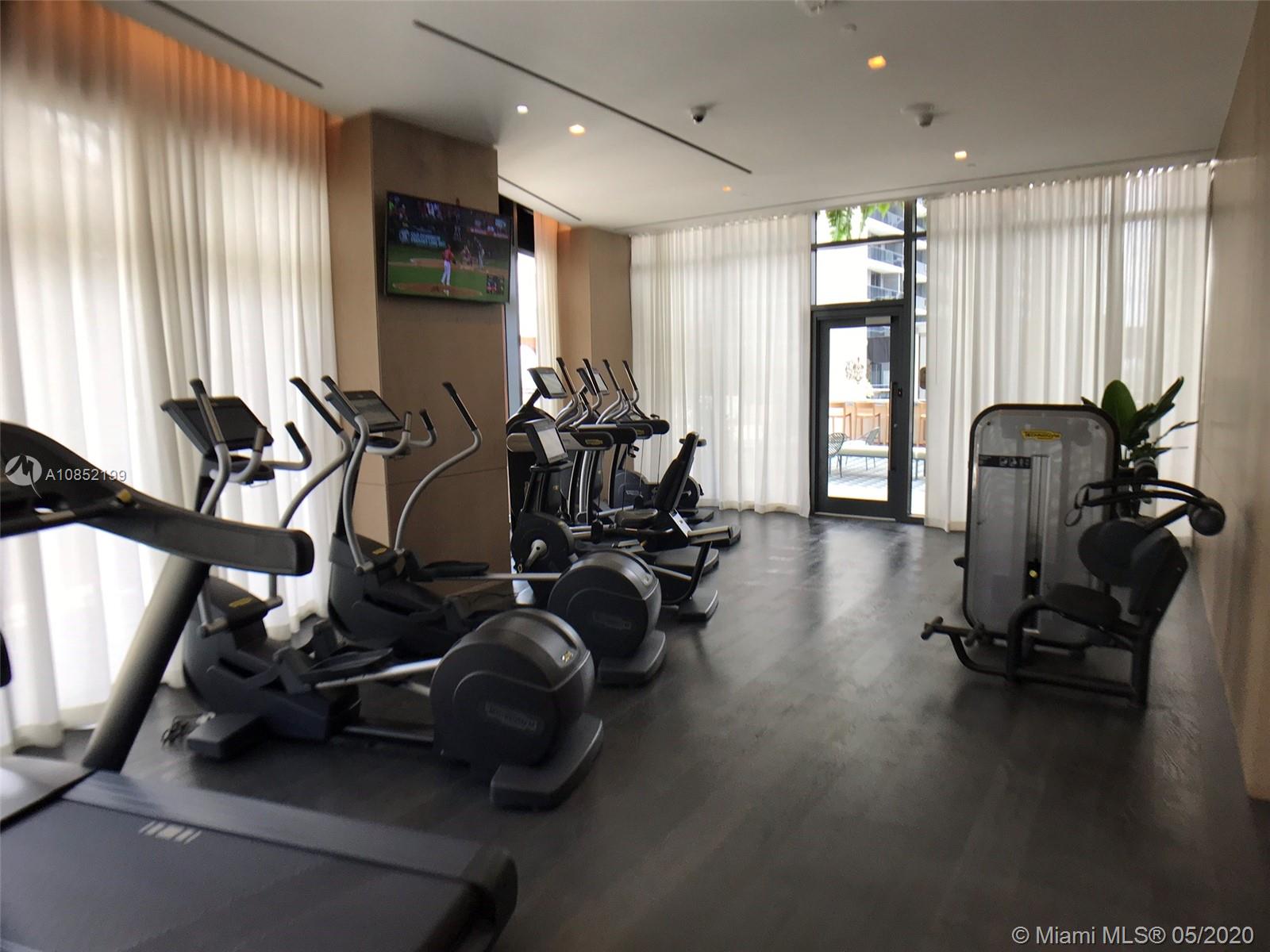 SLS LUX - Residential Lease