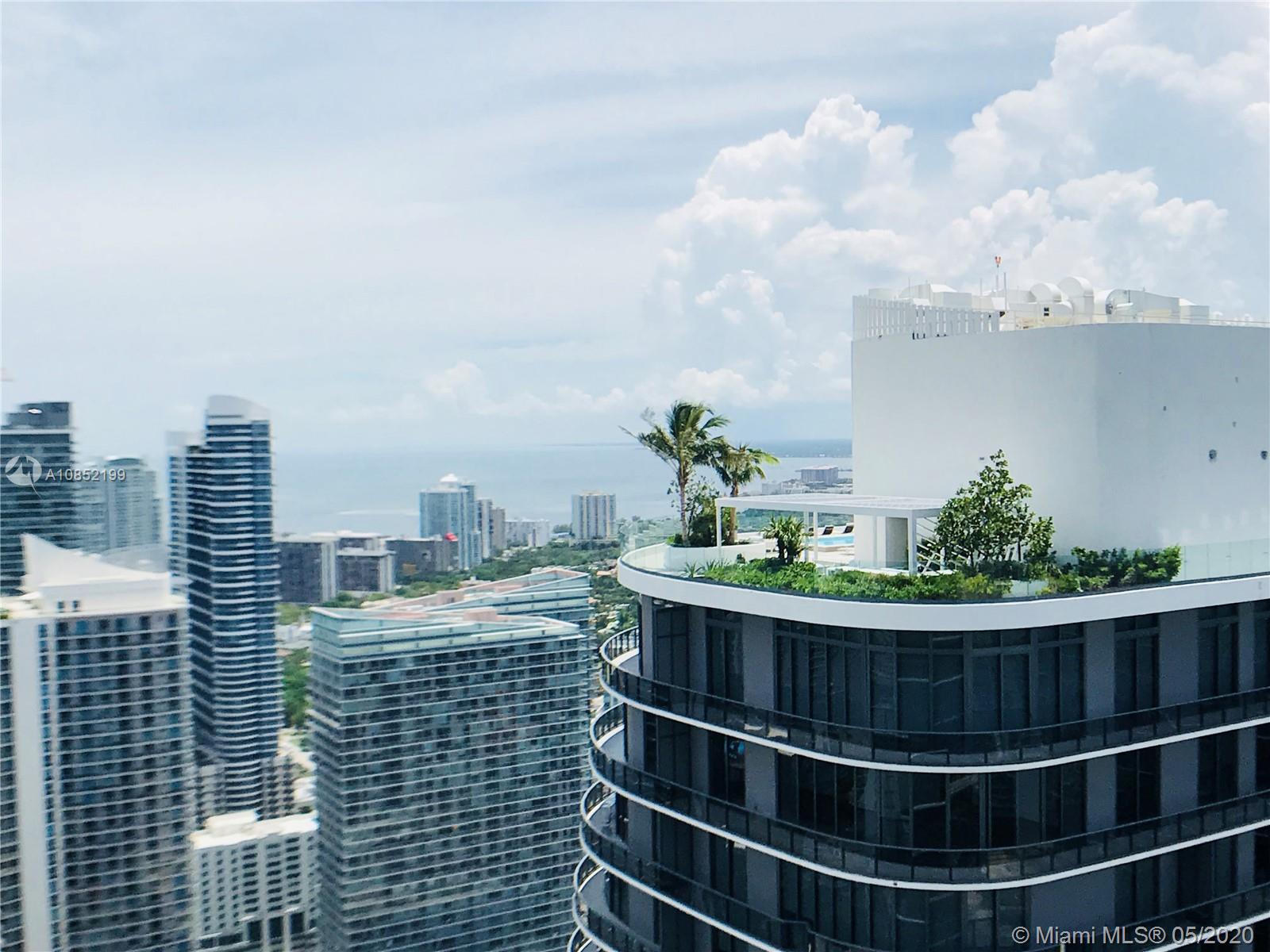 SLS LUX - Residential Lease