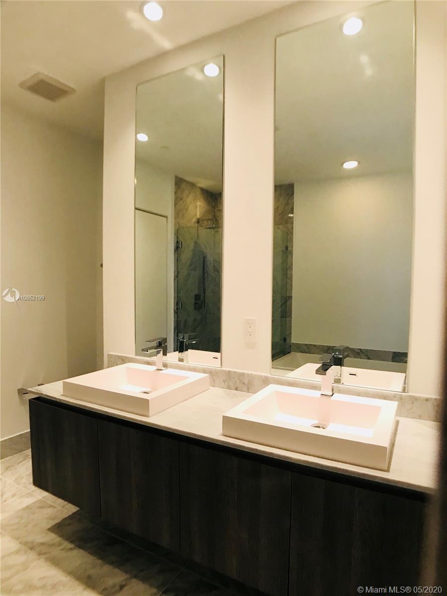 SLS LUX - Residential Lease