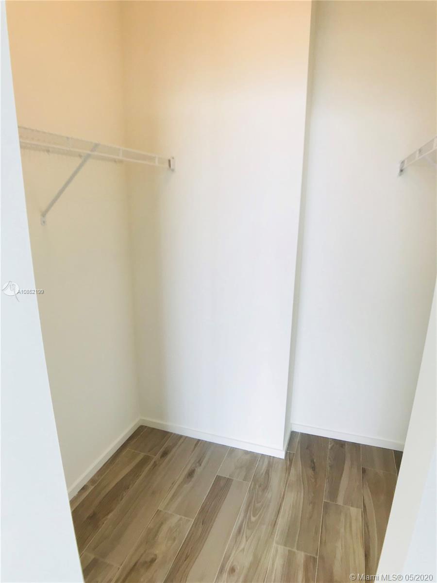 SLS LUX - Residential Lease