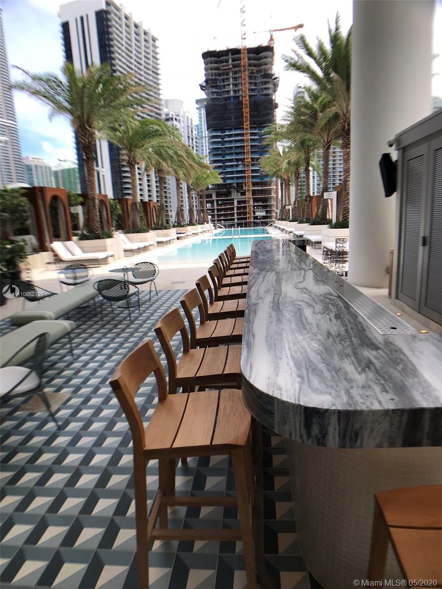 SLS LUX - Residential Lease