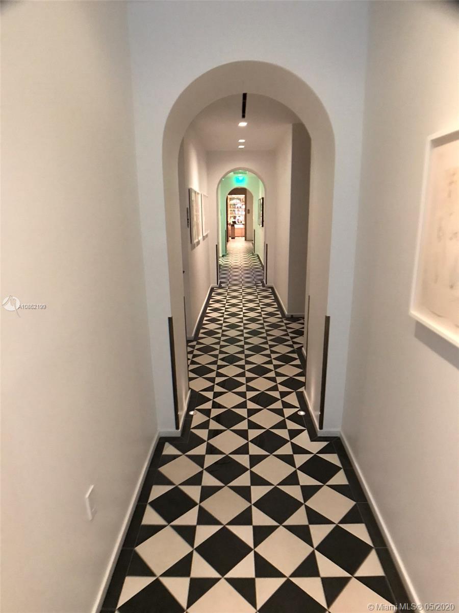 SLS LUX - Residential Lease