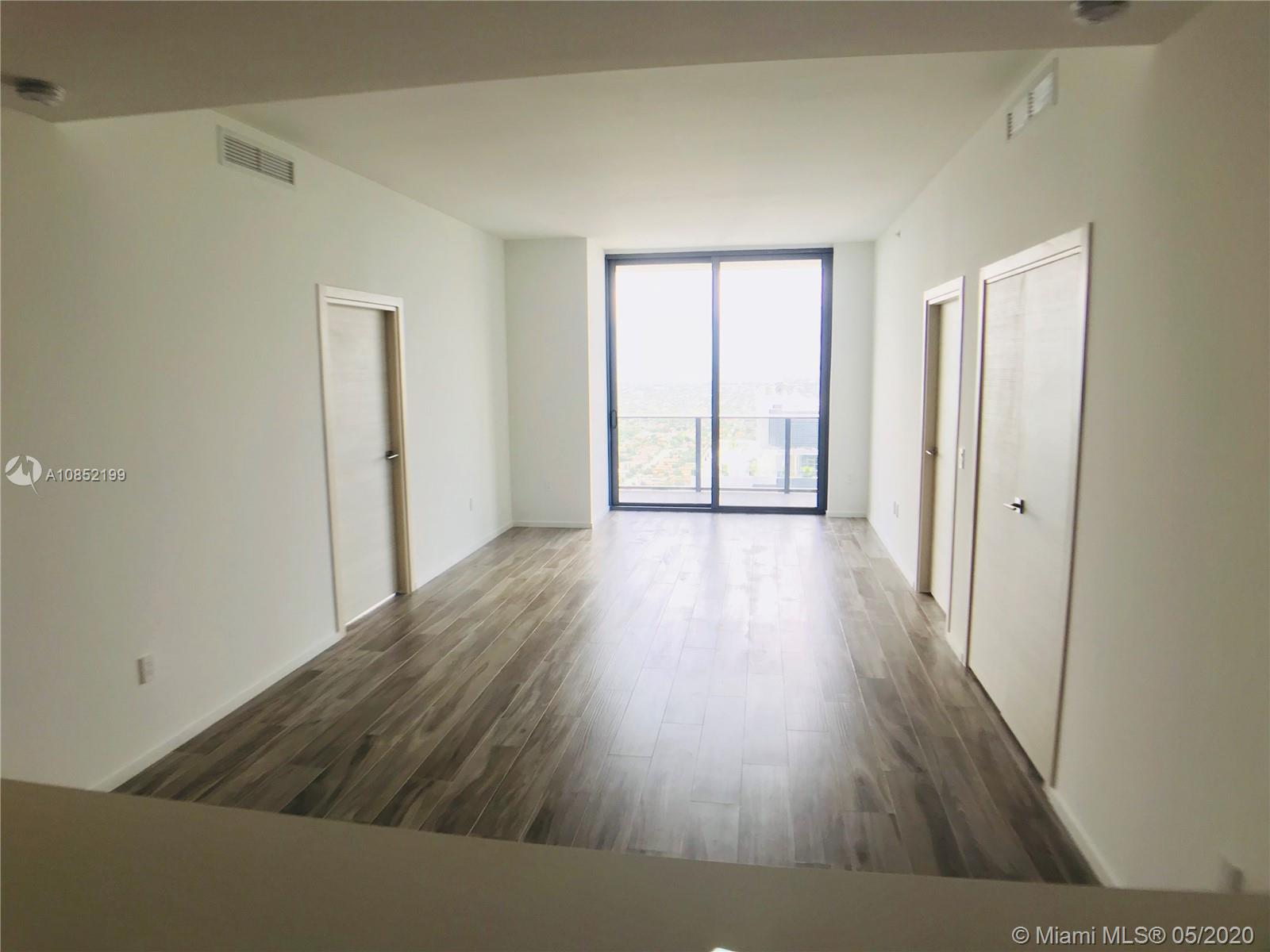 SLS LUX - Residential Lease