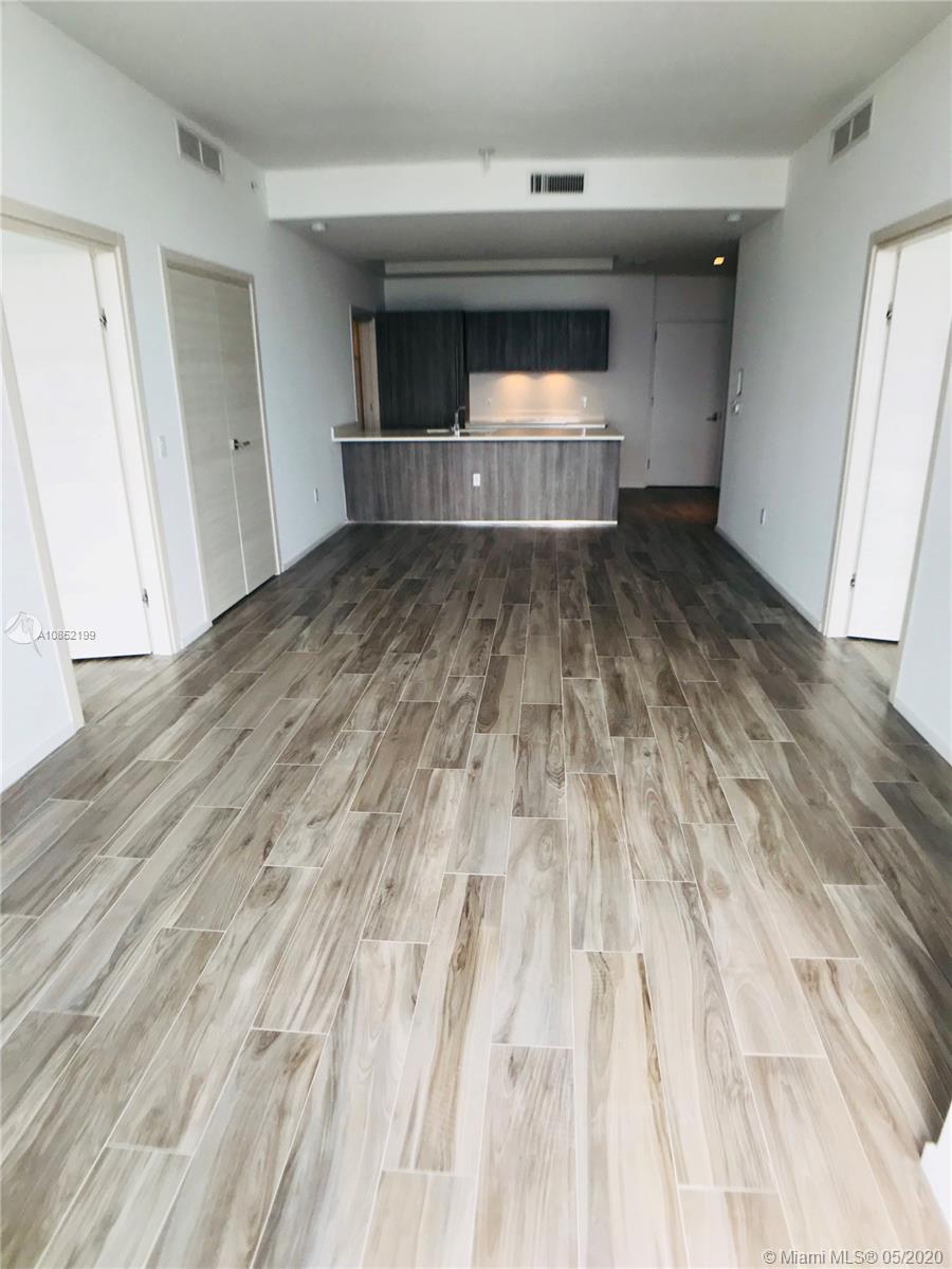 SLS LUX - Residential Lease