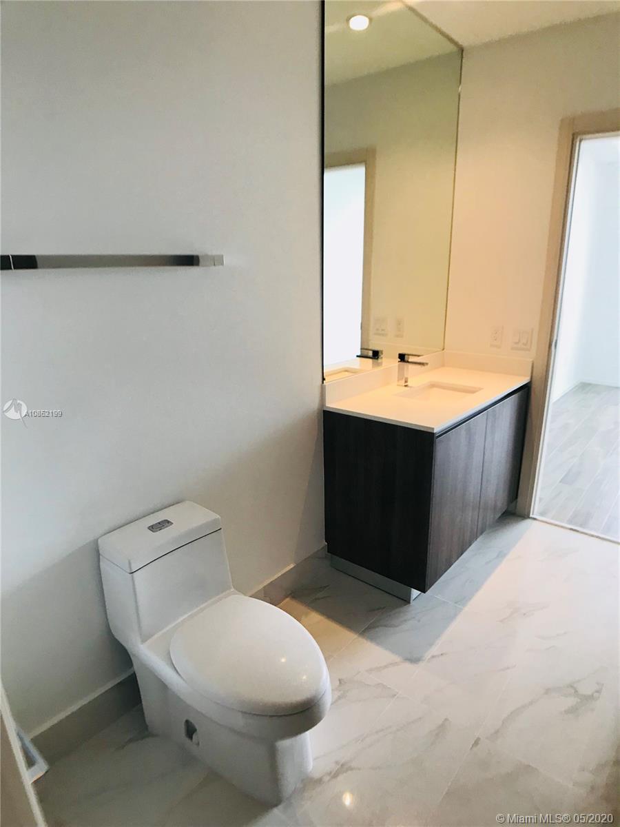 SLS LUX - Residential Lease