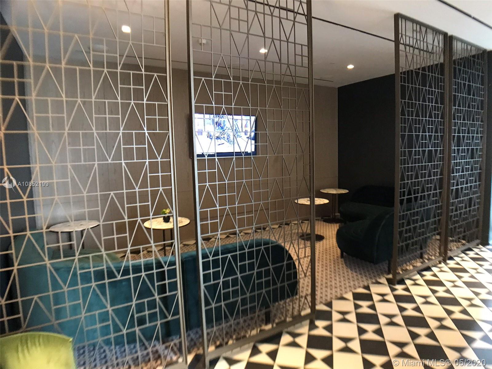 SLS LUX - Residential Lease