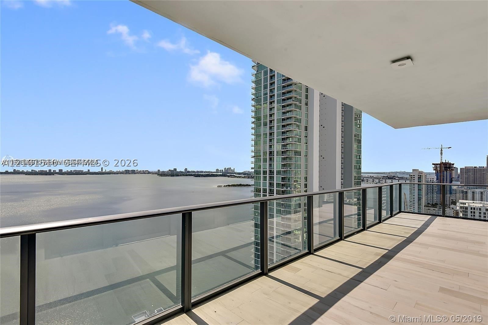 View photos, virtual tours, details... 480 NE 31st St 3301