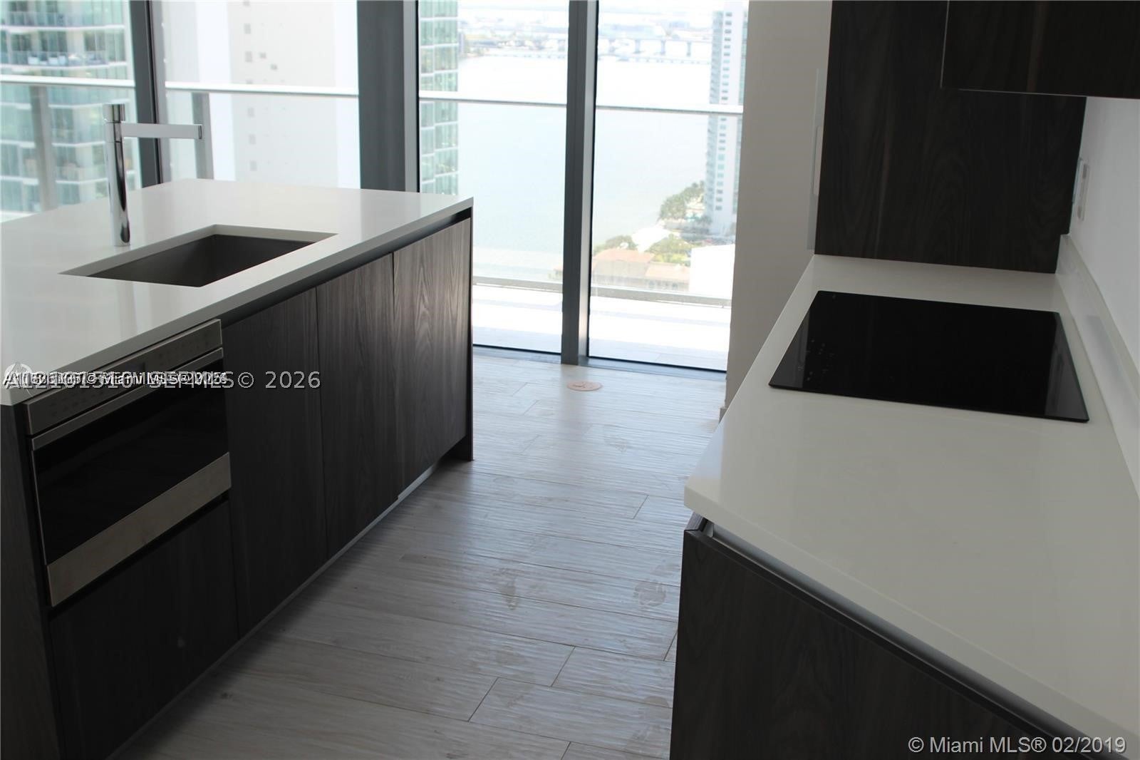 View photos, virtual tours, details... 480 NE 31st St 3301
