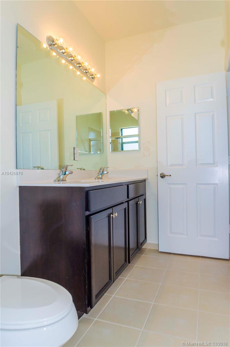 BAYWINDS OF HATTERAS - Residential Lease