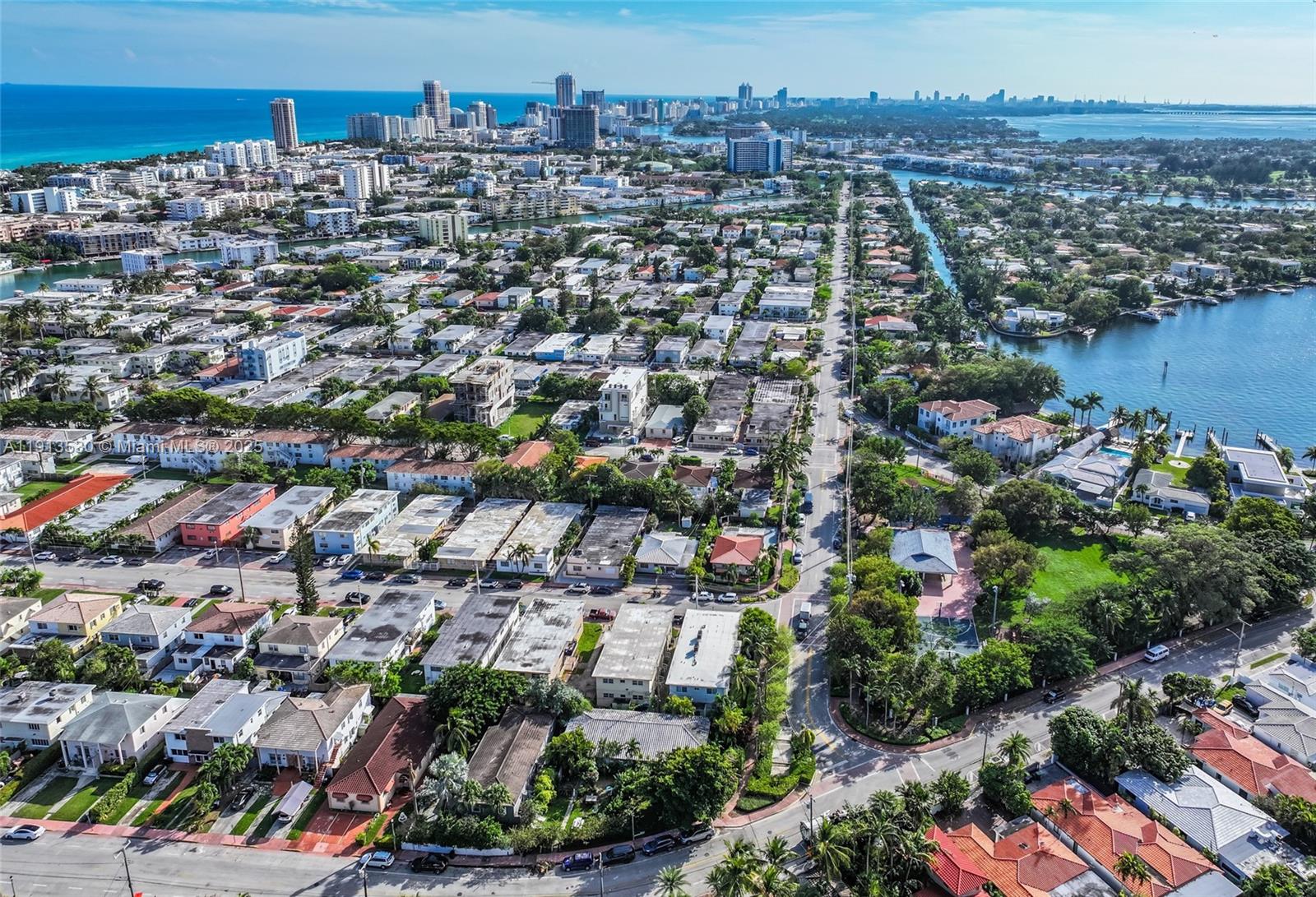 BISCAYNE BCH SUB - Residential Lease