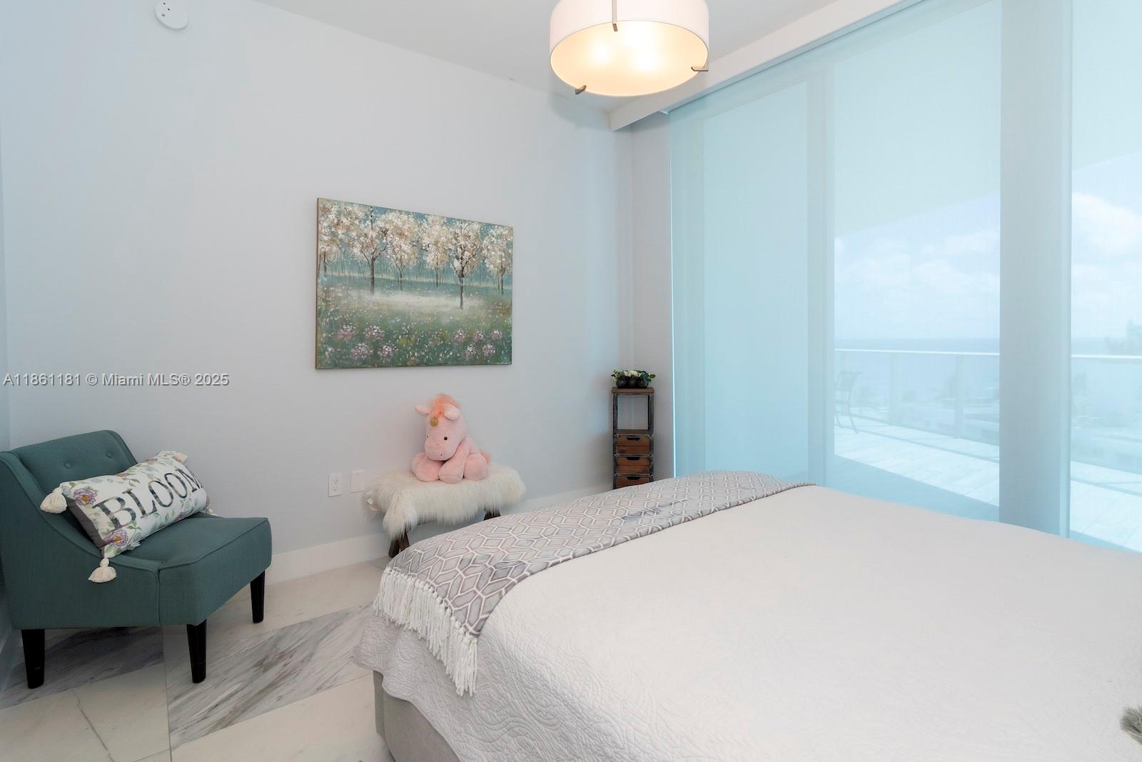 PARAMOUNT FT LAUDERDALE C - Residential