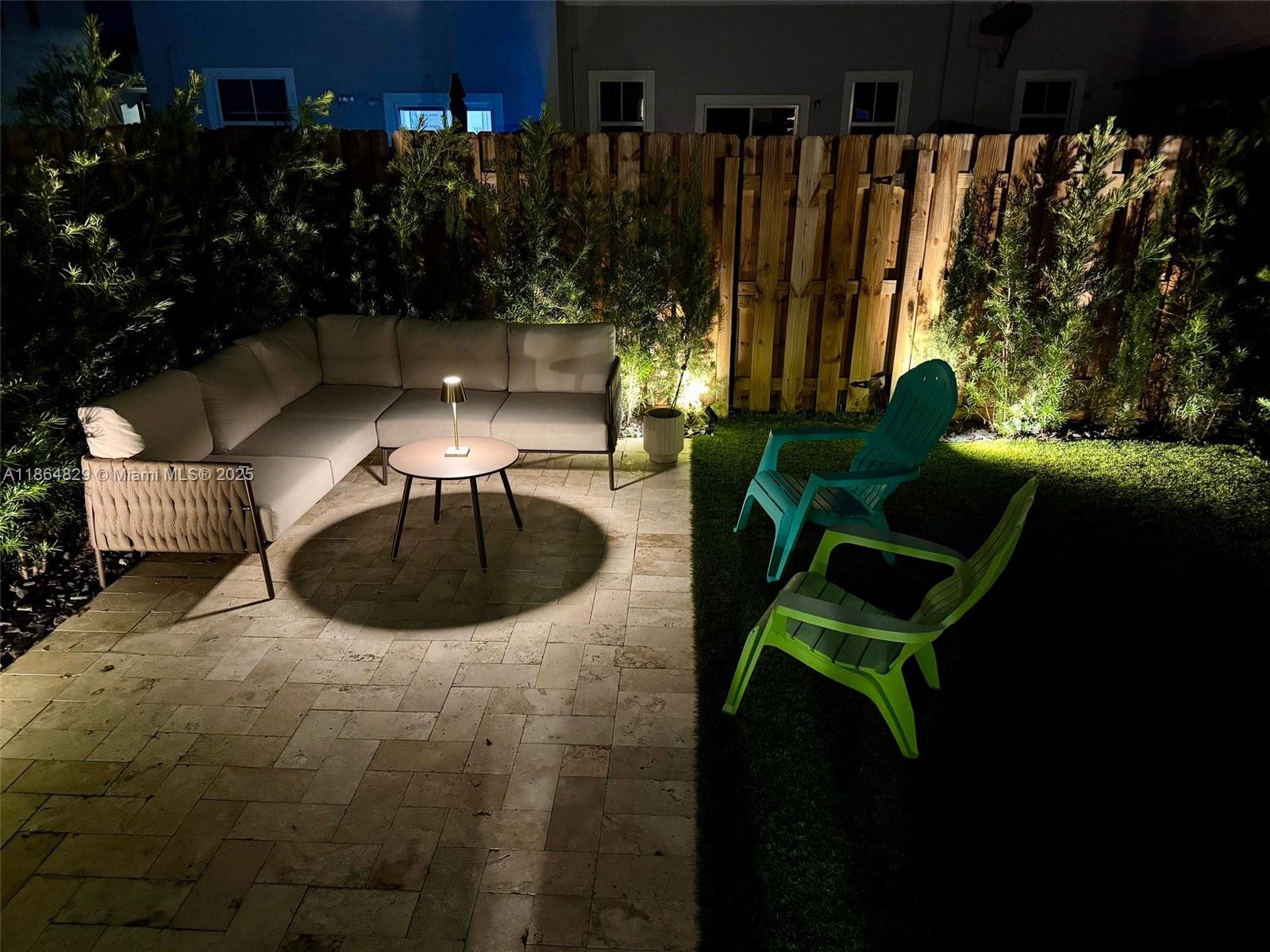 WINDSOR SQUARE - Residential