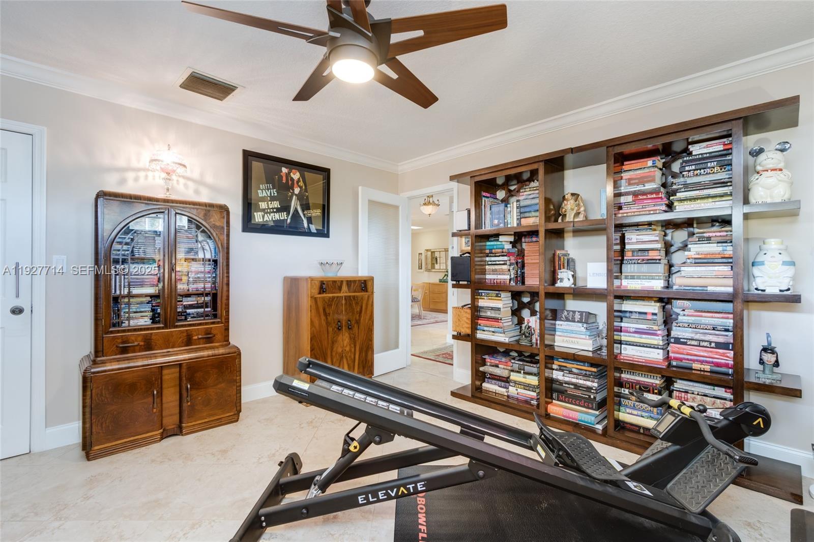 TOWNHOUSES OF EMERALD HIL - Residential