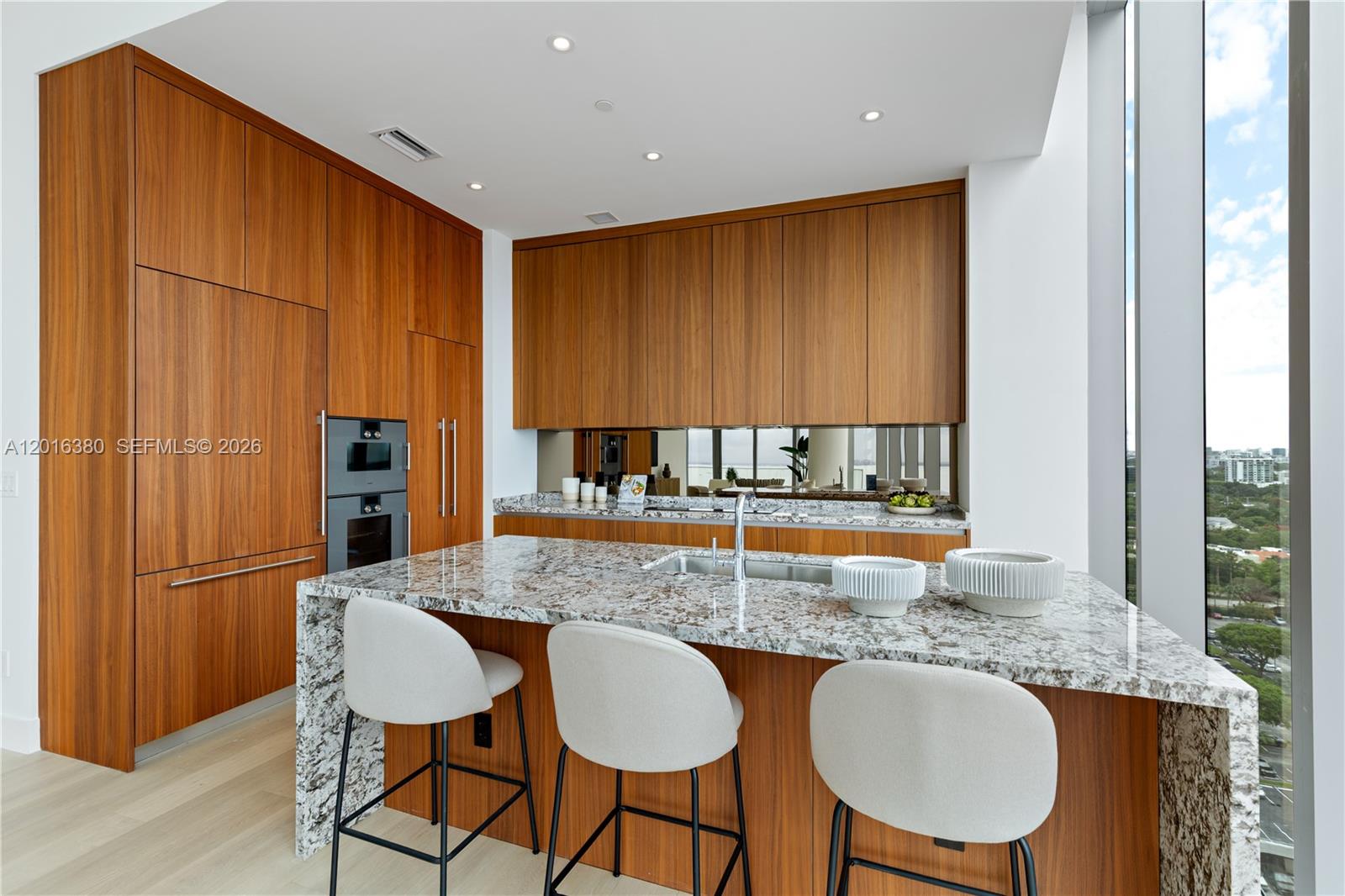 175 SE 25th road 1601