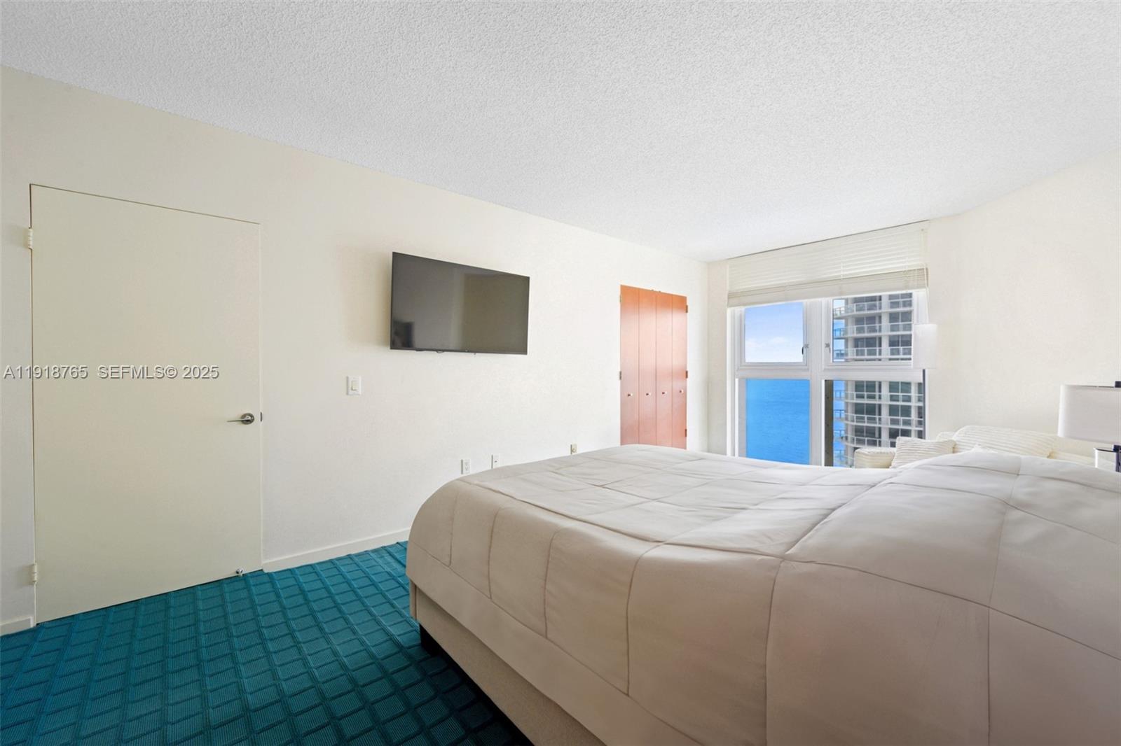 OCEANIA II CONDO - Residential Lease