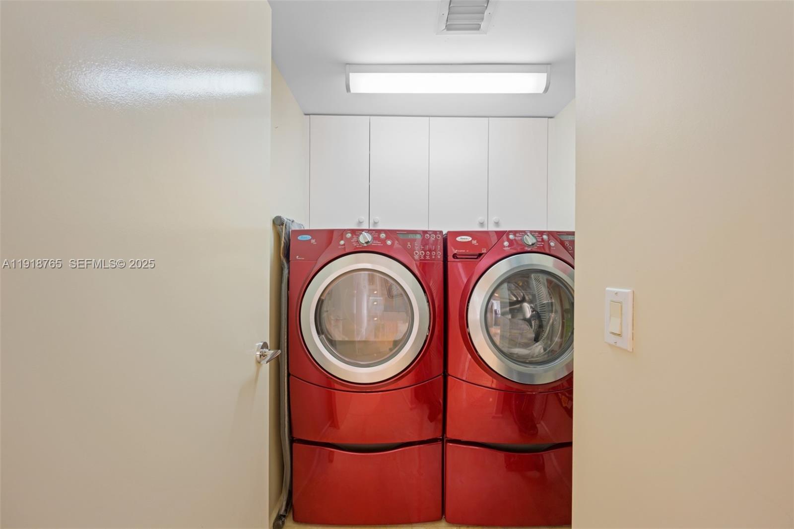 OCEANIA II CONDO - Residential Lease