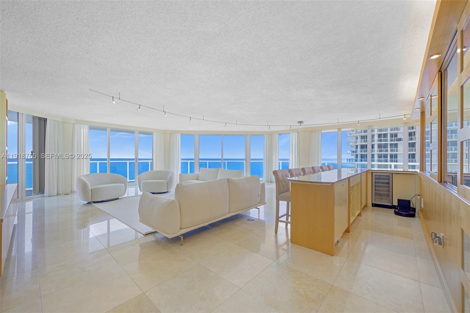 OCEANIA II CONDO - Residential Lease