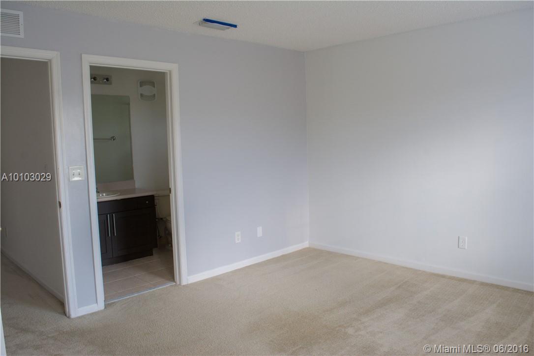 S & R Of Inverrary Prcl S - Residential Lease