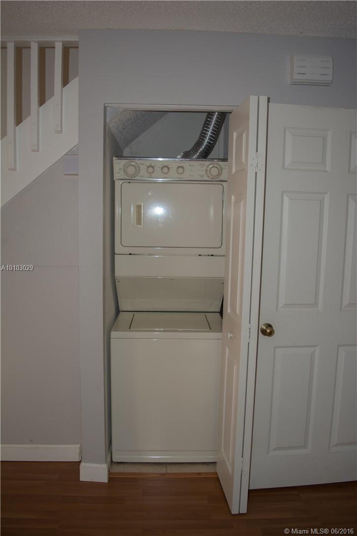 S & R Of Inverrary Prcl S - Residential Lease