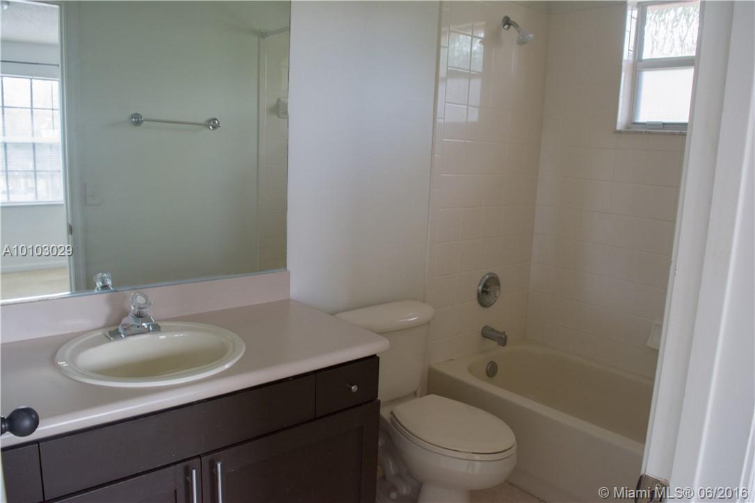 S & R Of Inverrary Prcl S - Residential Lease