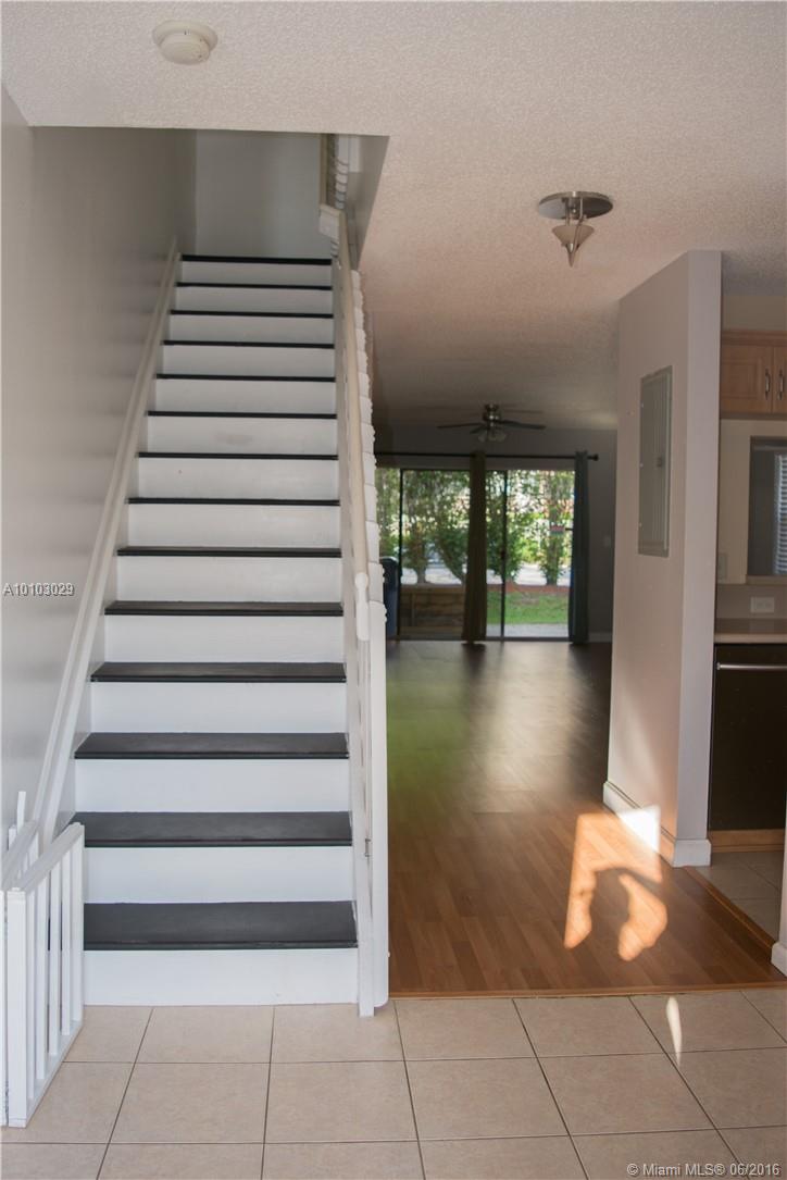 S & R Of Inverrary Prcl S - Residential Lease