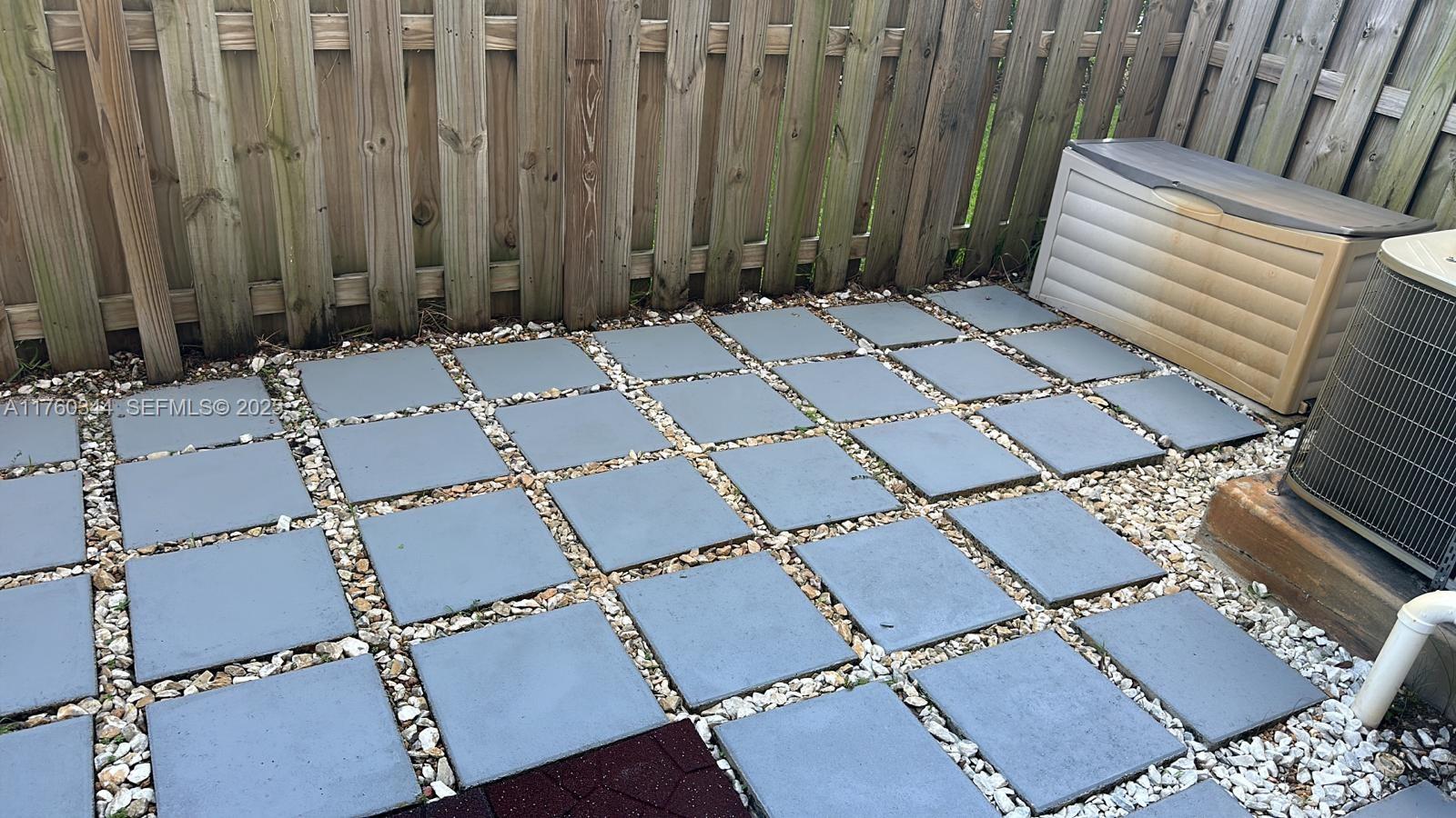 HIGHLAND AT PARK CENTRAL - Residential