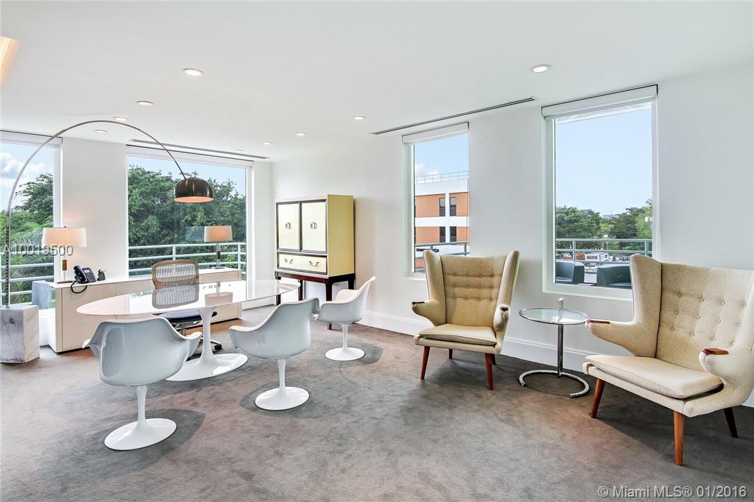 New Shenandoah - Commercial Sale