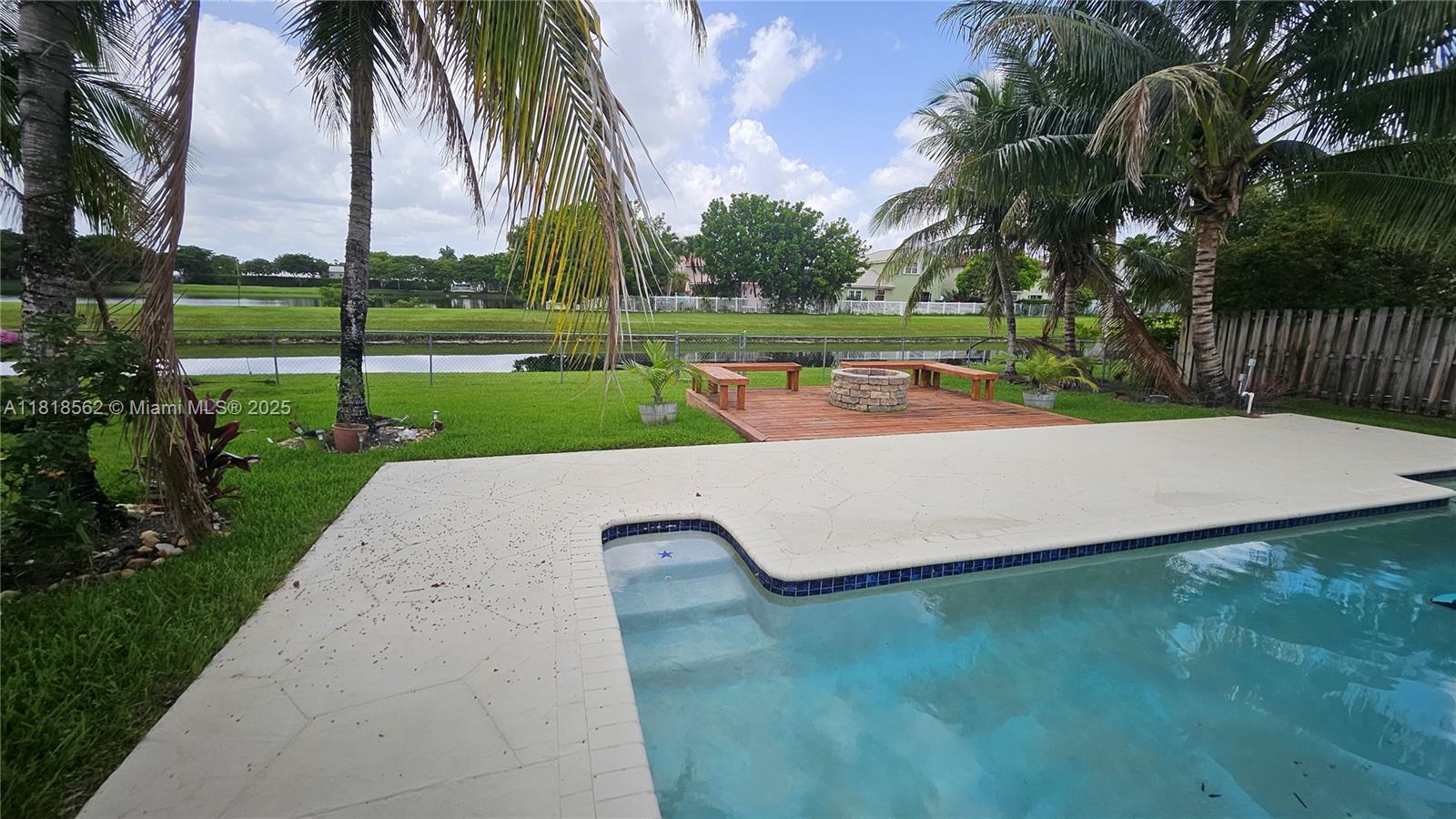 JACARANDA LAKES SECTION S - Residential