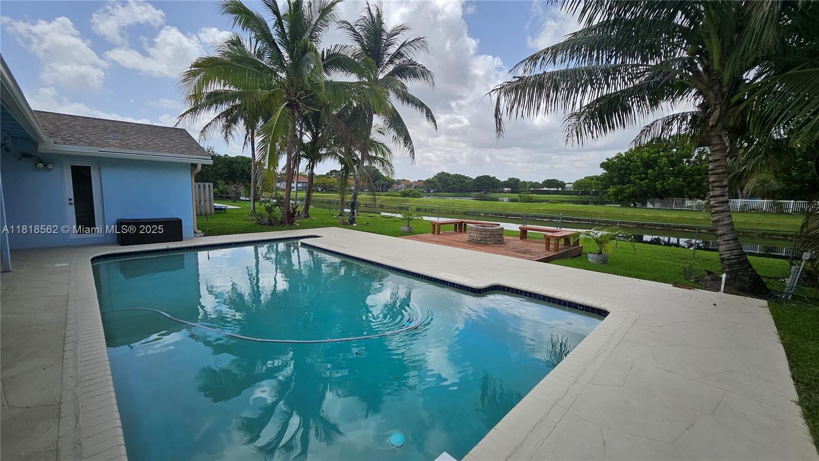 JACARANDA LAKES SECTION S - Residential