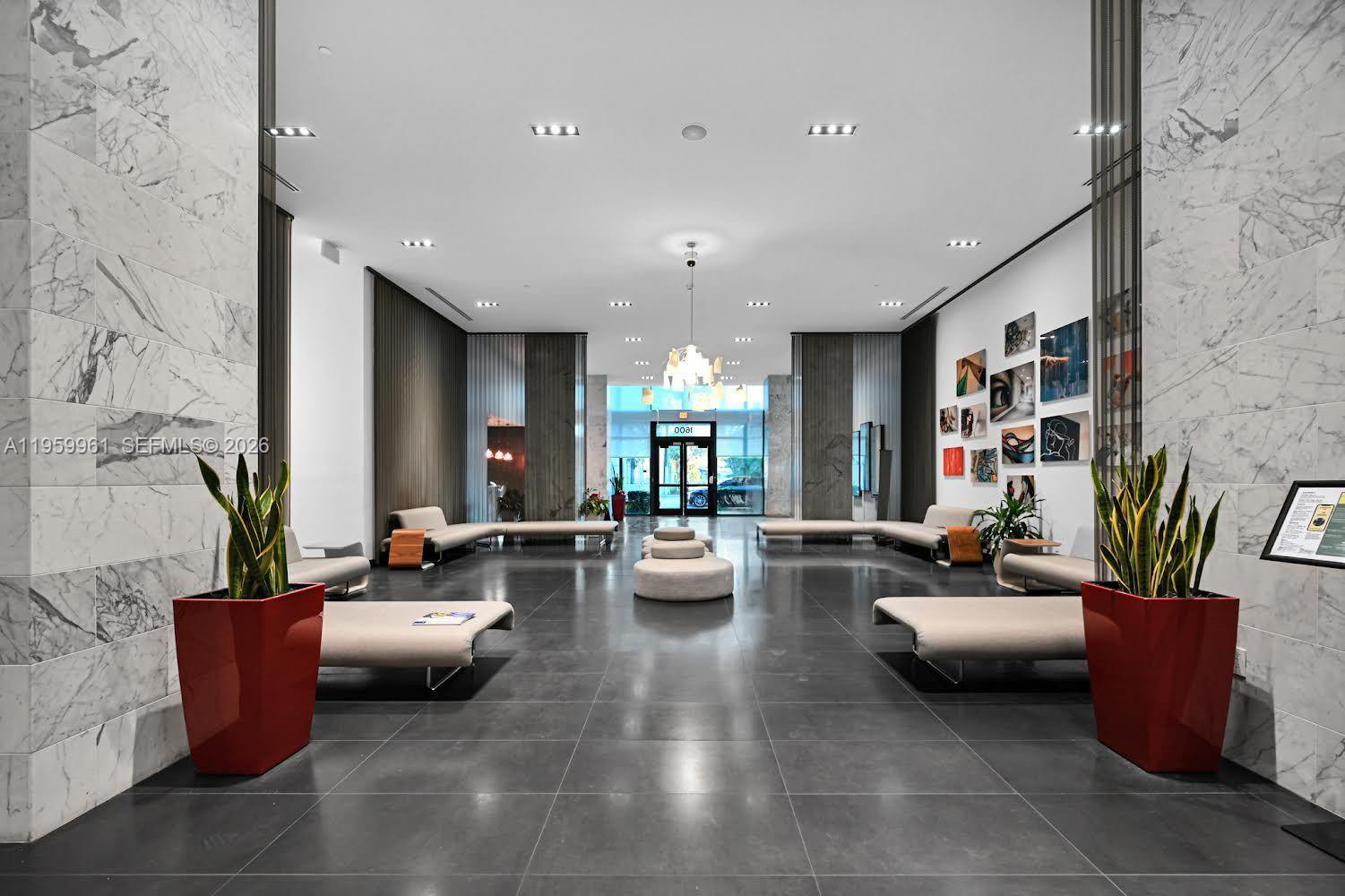 CANVAS CONDO - Residential