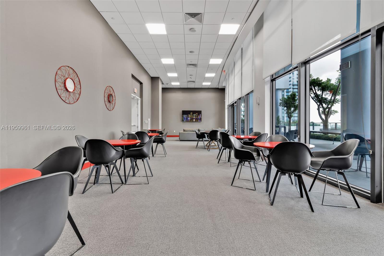 CANVAS CONDO - Residential