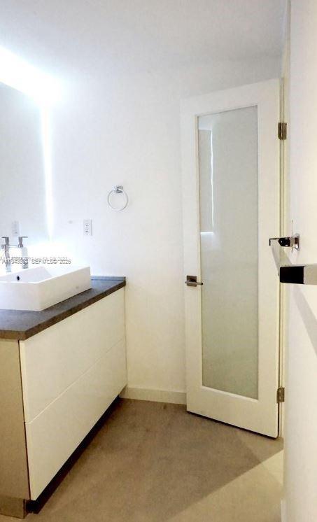 THE DECOPLAGE CONDO - Residential