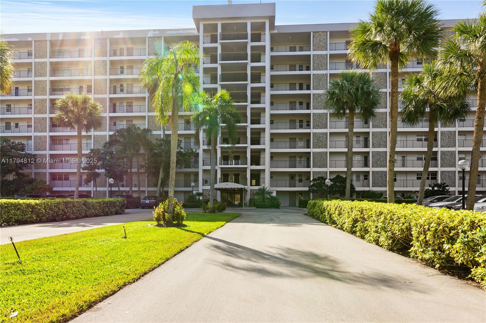 Property for Sale at 3150 N Palm Aire Dr 805, Pompano Beach, Broward County, Florida - Bedrooms: 1 
Bathrooms: 1  - $136,000