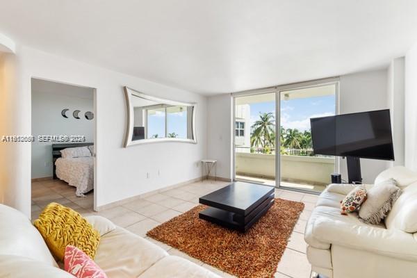 ROYAL ATLANTIC CONDO - Residential