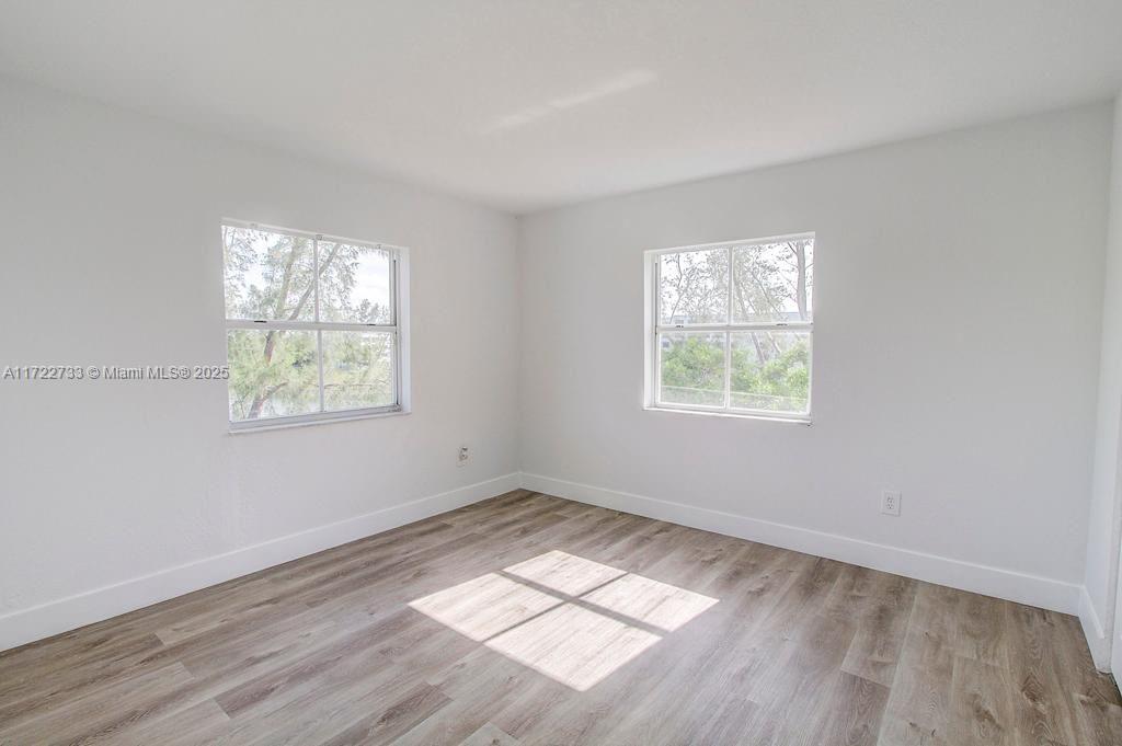 SAGA BAY GARDENS CONDO - Residential