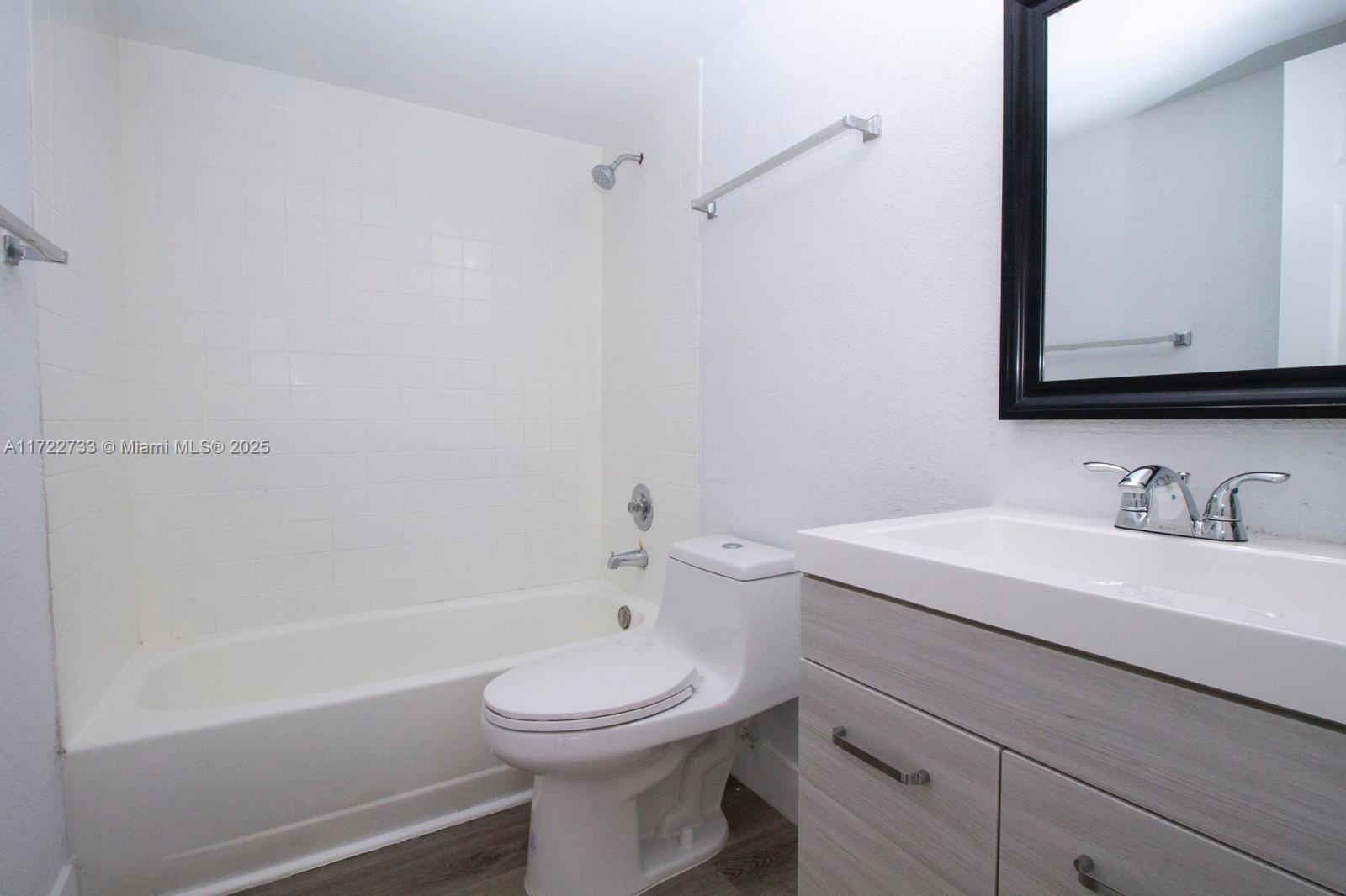 SAGA BAY GARDENS CONDO - Residential