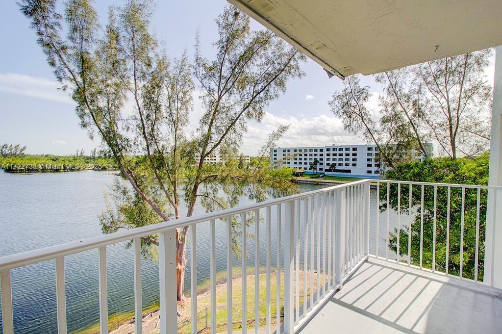 Property for Sale at 8240 Sw 210 Th St 320, Cutler Bay, Miami-Dade County, Florida - Bedrooms: 2 
Bathrooms: 2  - $310,000