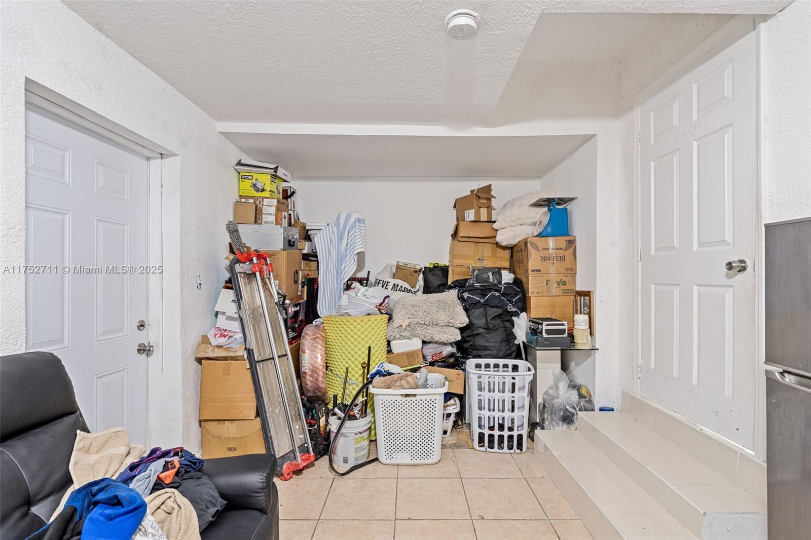 FLAMINGO VILLAGE - Residential