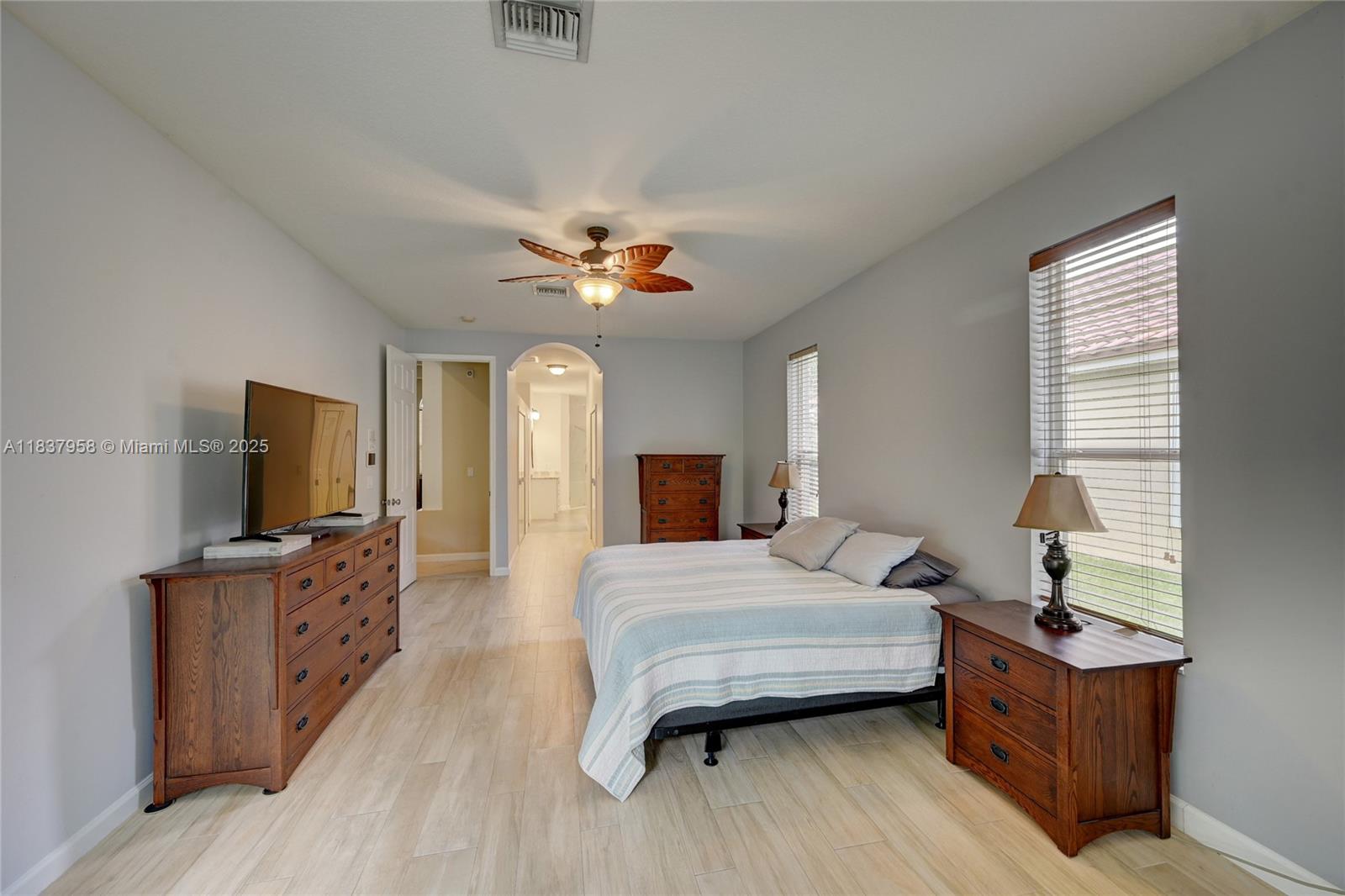 ABERDEEN 24 - Residential